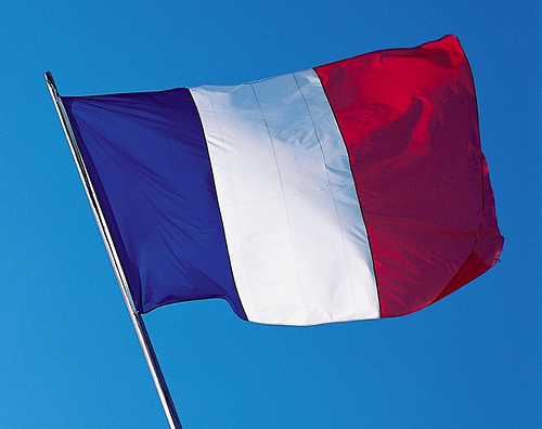 فرنسا تطلق أول مشاريع التحالف من أجل الساحل