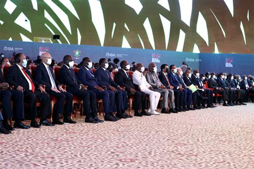 Le sommet d'Abidjan discute la relance économique africaine 