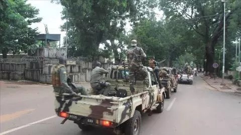 Burkina : des attaques simultanées de détachements militaires font 15 morts