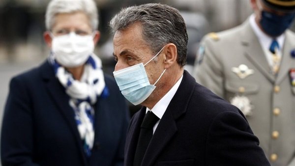 L'ancien président français Nicolas Sarkozy condamné à trois ans de prison
