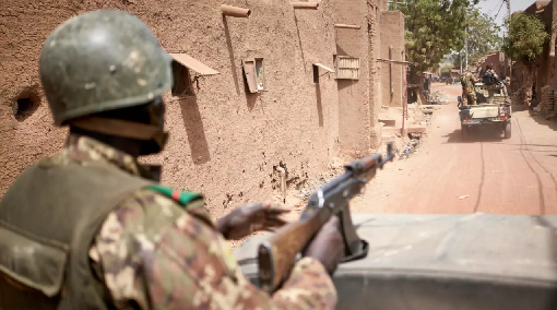 Au Mali, l'armée annonce avoir tué une dizaine de djihadistes présumés
