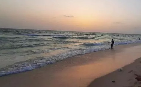 Météorologie : mise en garde contre la hausse des vagues pouvant atteindre à 2.5 m