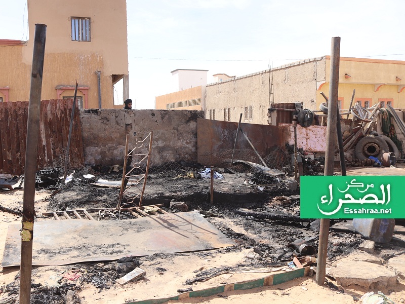 آثار الحريق الذي قضى فيه 5 أطفال - (المصدر: الصحراء)