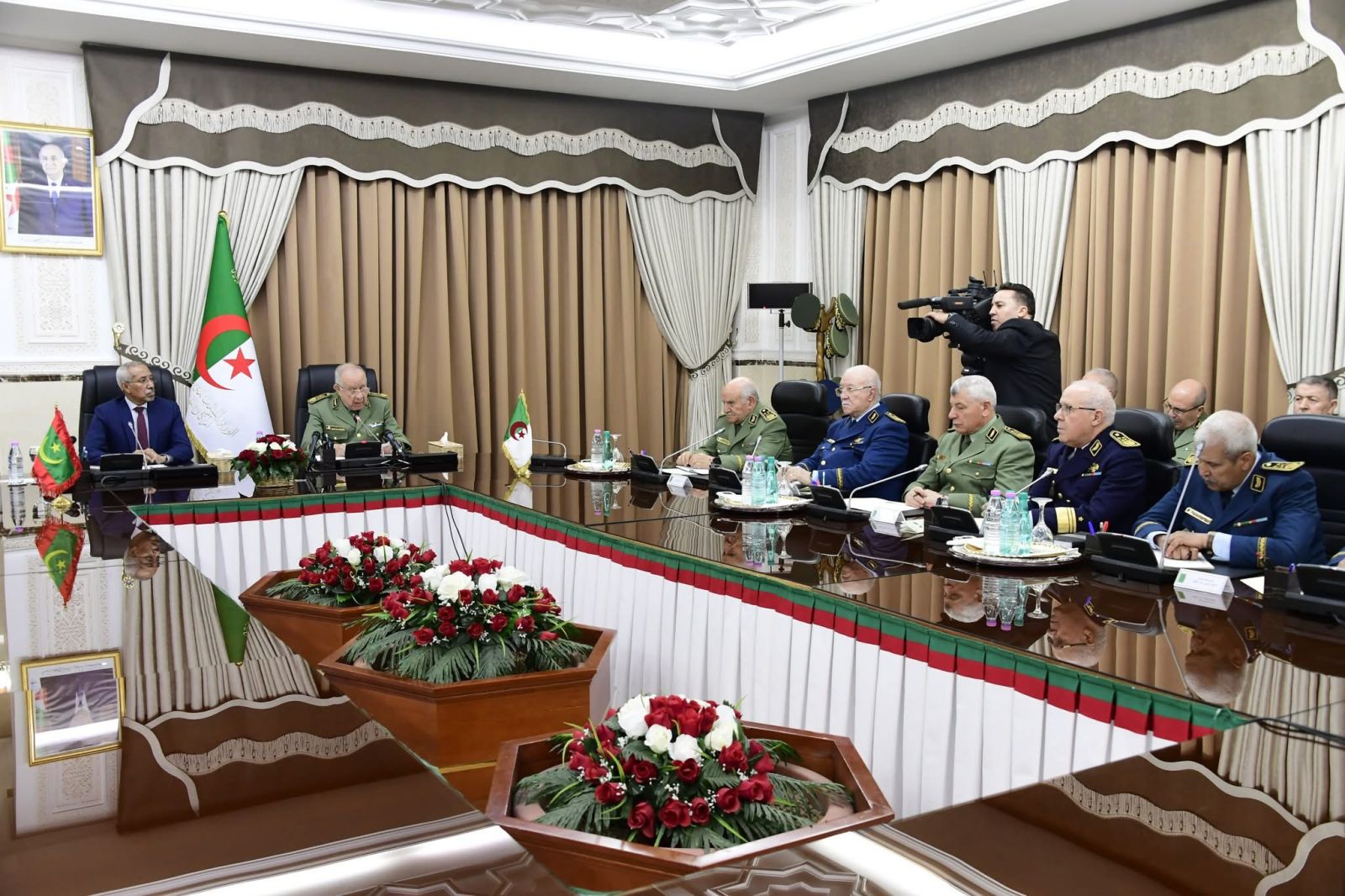 الوزير حننا ولد سيدي بدأ زيارة عمل للجزائر تدوم أربعة أيام