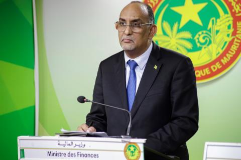 وزير المالية إسلمو ولد محمد امبادي
