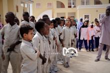 تلاميذ موريتانيون يرتدون الزي المدرسي الموحد خلال افتتاح العام الدراسي- الصحراء
