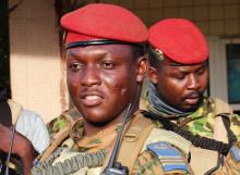 النقيب ابراهيم تراوري قائد الانقلاب الجديد في بوركينا فاسو